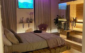 Love Space Sensory Spa & Relax Suite